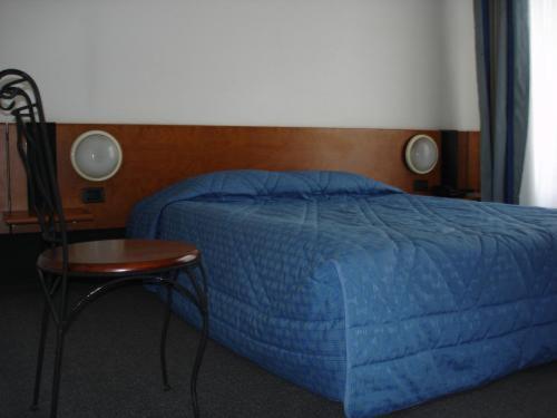 Ibis Styles Chambery Centre Gare Hotell Rum bild