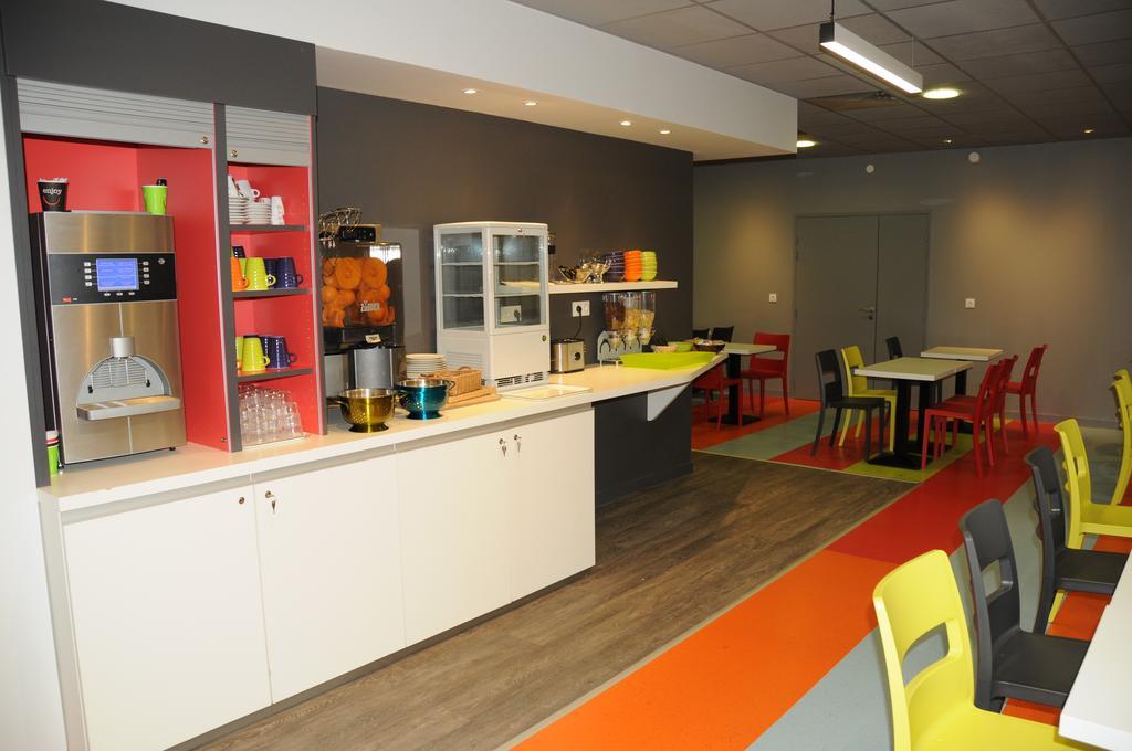 Ibis Styles Chambery Centre Gare Hotell Exteriör bild