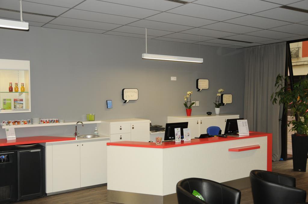 Ibis Styles Chambery Centre Gare Hotell Exteriör bild