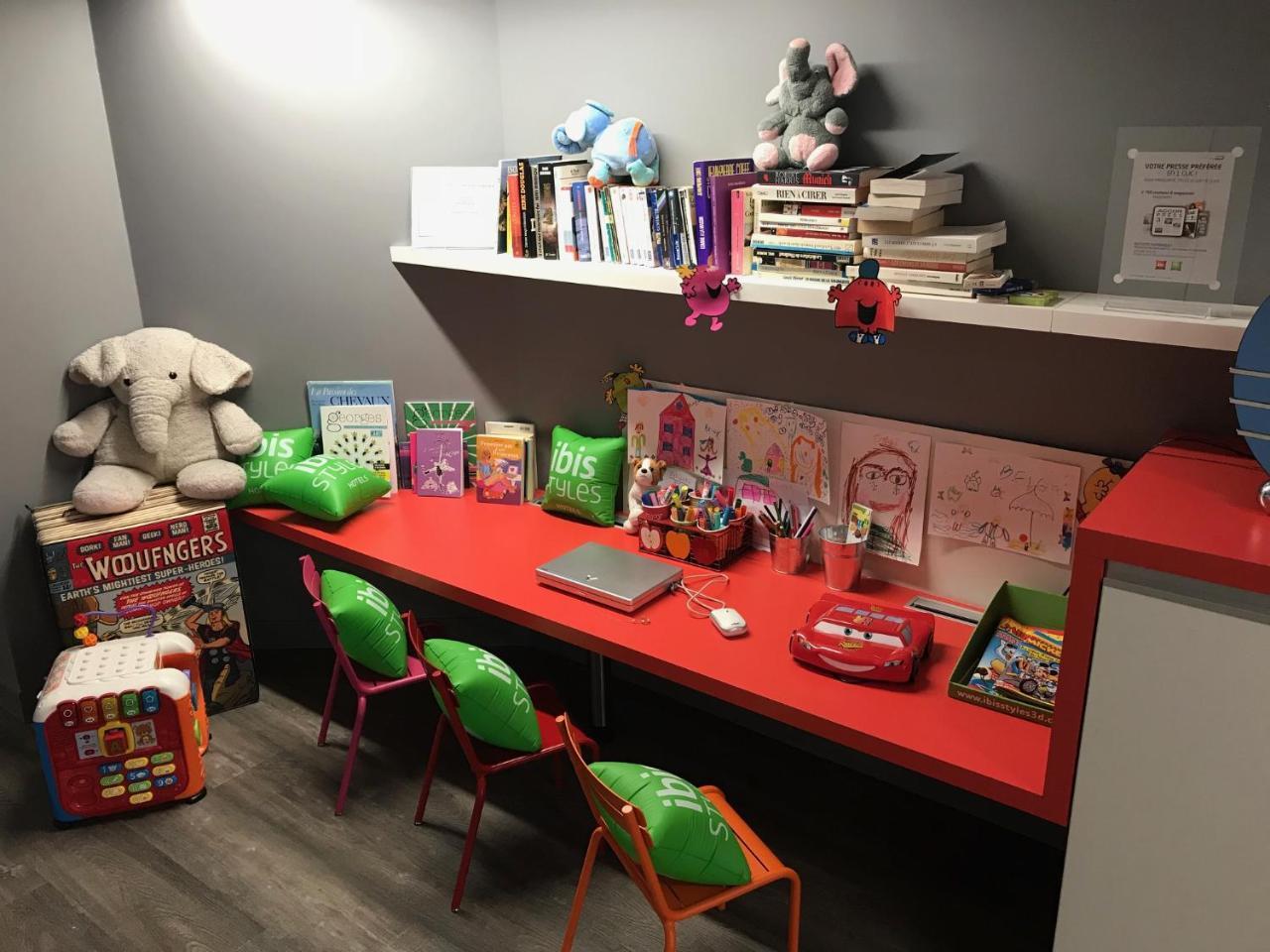 Ibis Styles Chambery Centre Gare Hotell Exteriör bild