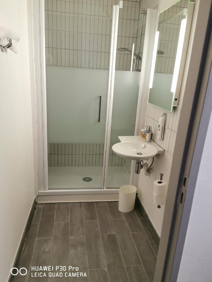 Ibis Styles Chambery Centre Gare Hotell Exteriör bild